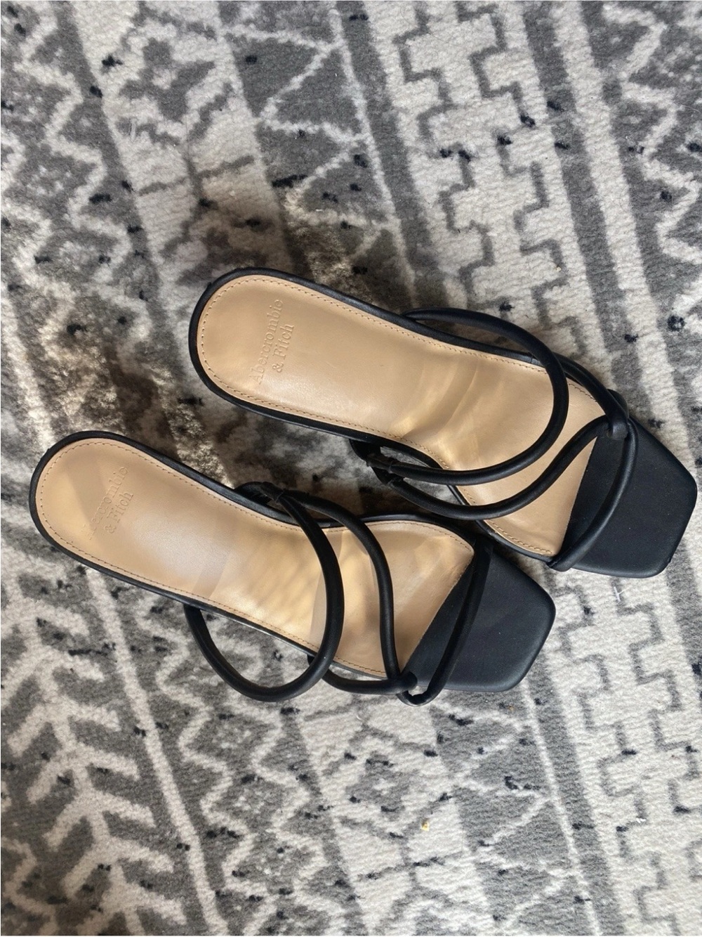 Abercrombie & Fitch Black Strappy Square-Toe Heeled Sandals 8